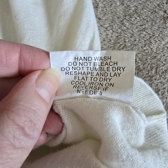 Pink Martini lightweight cream cardigan size large - Picture 12 of 12